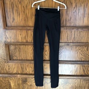 Lululemon black pants